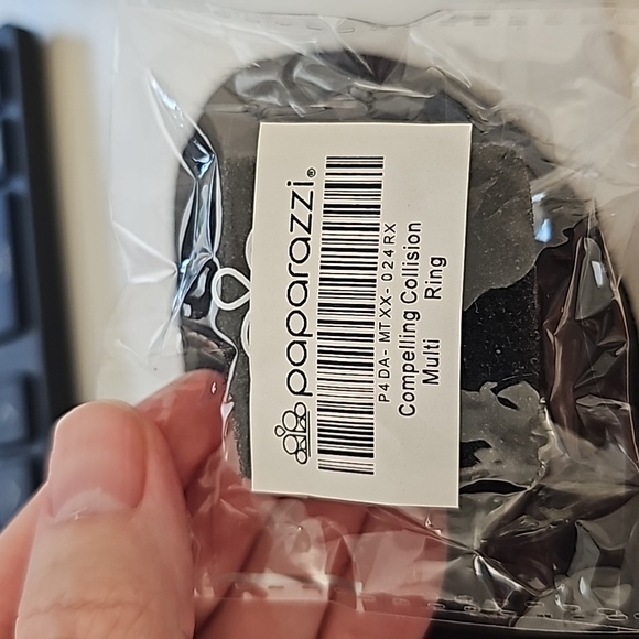 Compelling Collision Multi Colors 💍 Ring  Stretchy "AWESOME" - Picture 3 of 4